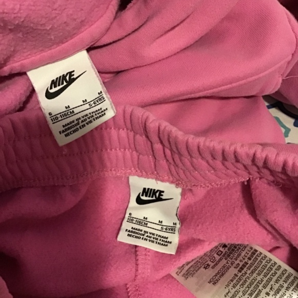 🔥Best offers, Nike’s, kids jogging set, 5-6yrs, size 6, see photos, great cond. - Picture 4 of 4